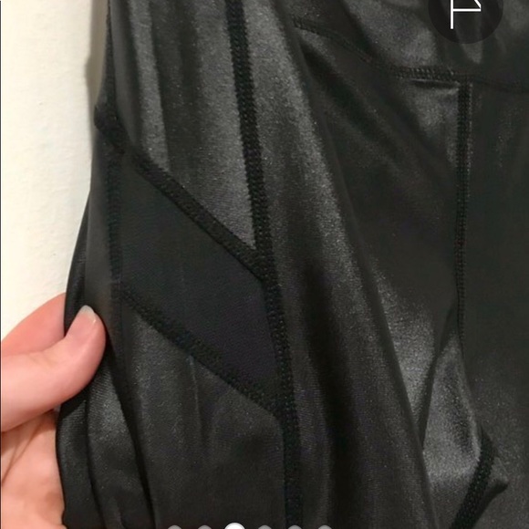 🧩 Mono b Faux Liquid Leather Leggings ✨ Large 🧩 - Picture 2 of 7